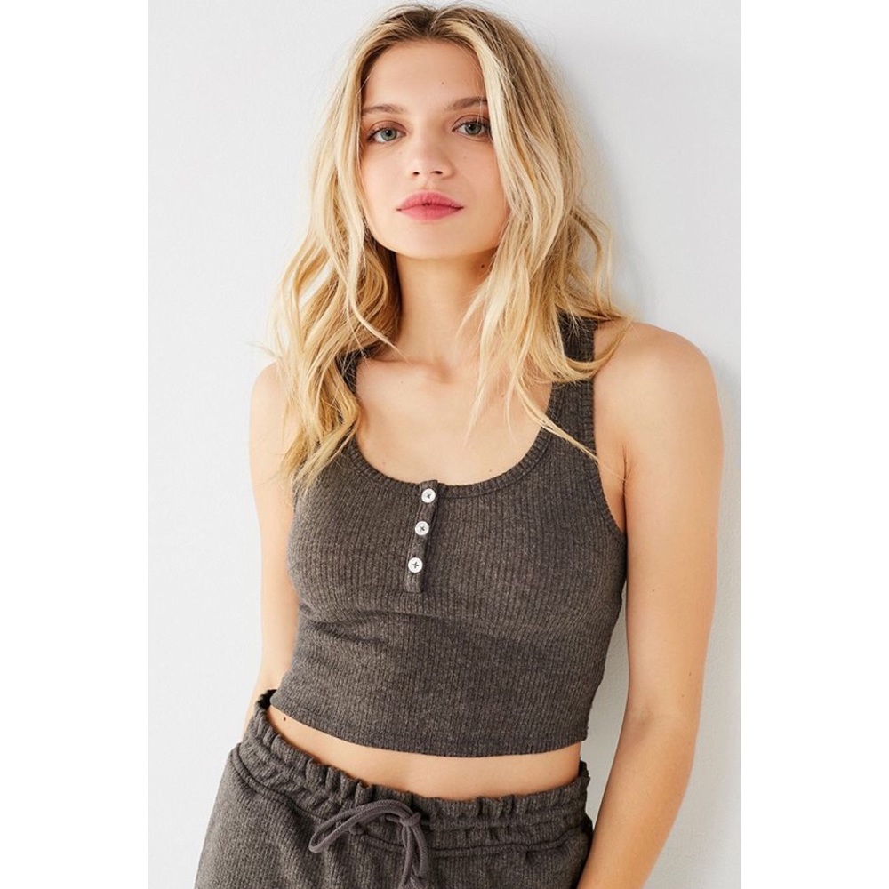 🆕 Urban Outfitters Ribbed Grey Tank Top